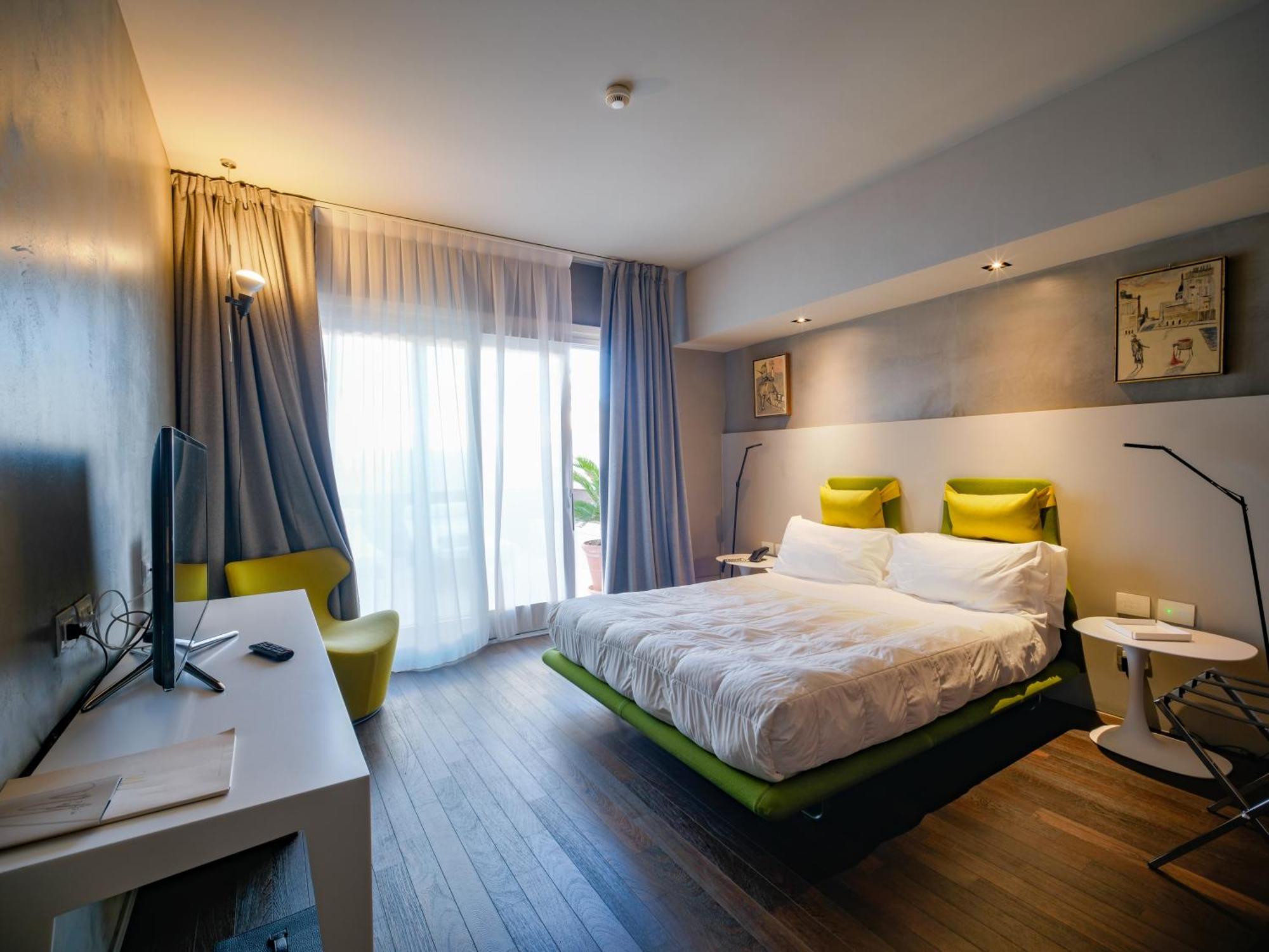 Deluxe Junior Suite